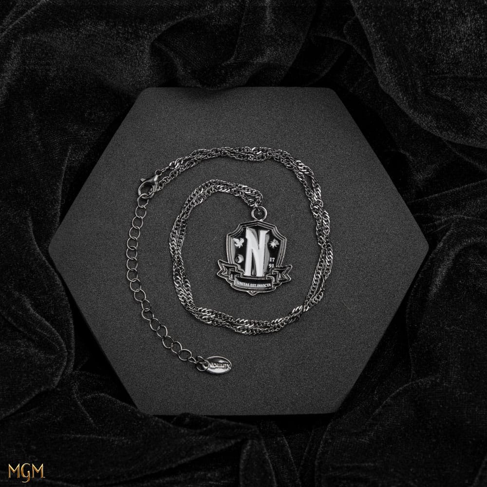 Wednesday Addams Mercoledì Collana Necklace with Pendant Nevermore Academy Black
