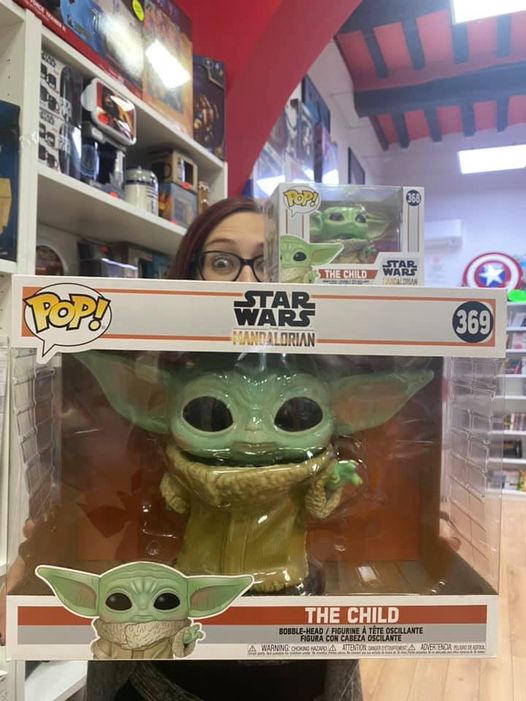 The Mandalorian Super Sized POP! Star Wars Vinyl Figure 369 The Child 25 cm