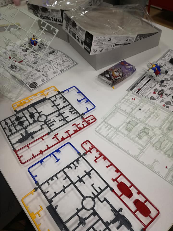 MODEL KIT