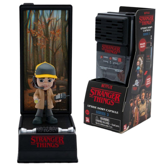 Stranger Things mini figures mystery  – Upside Down Capsule Series 3 | Walkie Talkie Diorama 13 cm