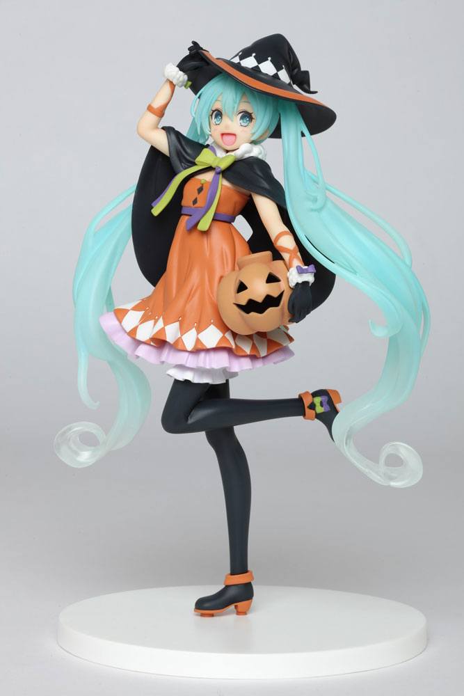 Vocaloid PVC Statue Hatsune Miku 2nd Season Autumn Ver. 18 cm