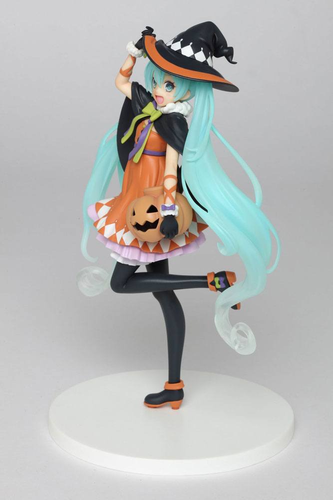 Vocaloid PVC Statue Hatsune Miku 2nd Season Autumn Ver. 18 cm