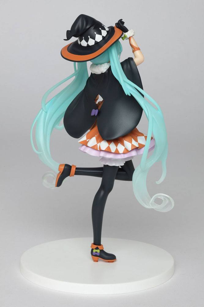 Vocaloid PVC Statue Hatsune Miku 2nd Season Autumn Ver. 18 cm